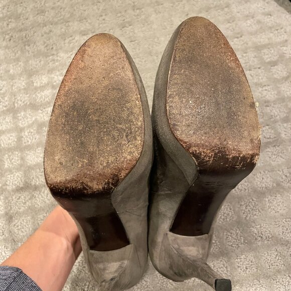 STUART WEITZMAN Suede Cover Up Botties Platform Heels Fog size 8 - Picture 5 of 10